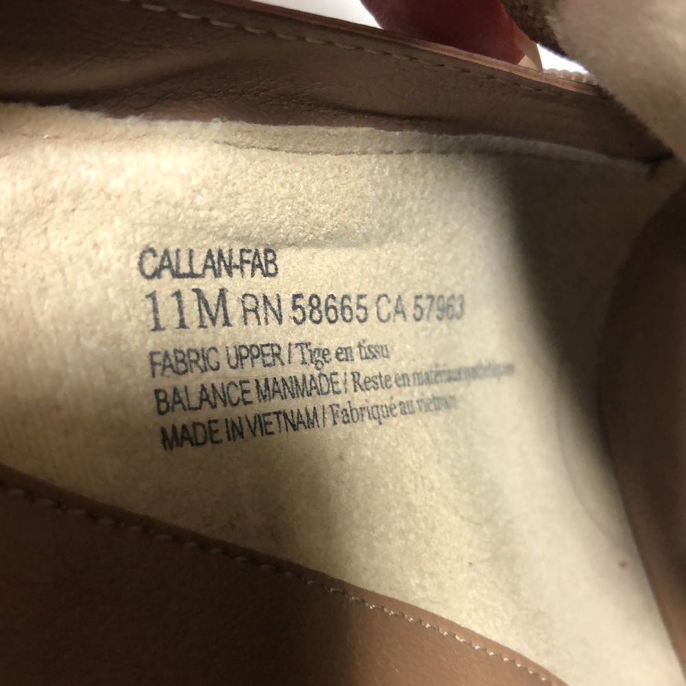 Cute suede tan/taupe colored boots size 11 - Picture 6 of 7